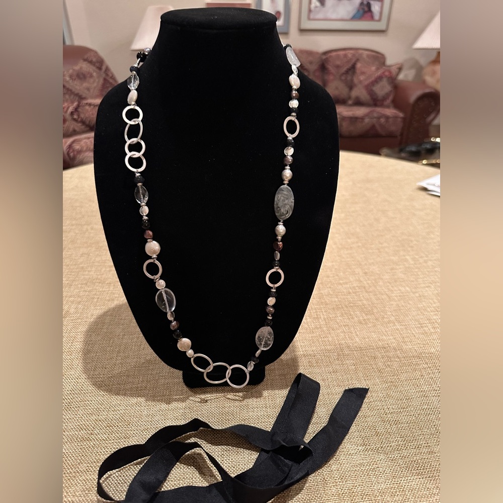 Versatile Necklace - Picture 2 of 2